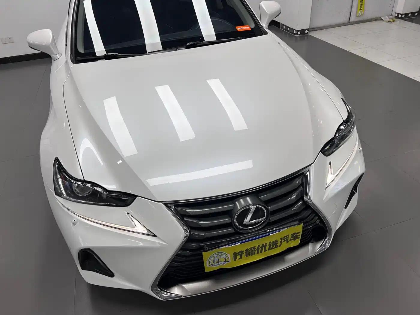Lexus IS 2017 300 Leading Edition — миниатюра 4