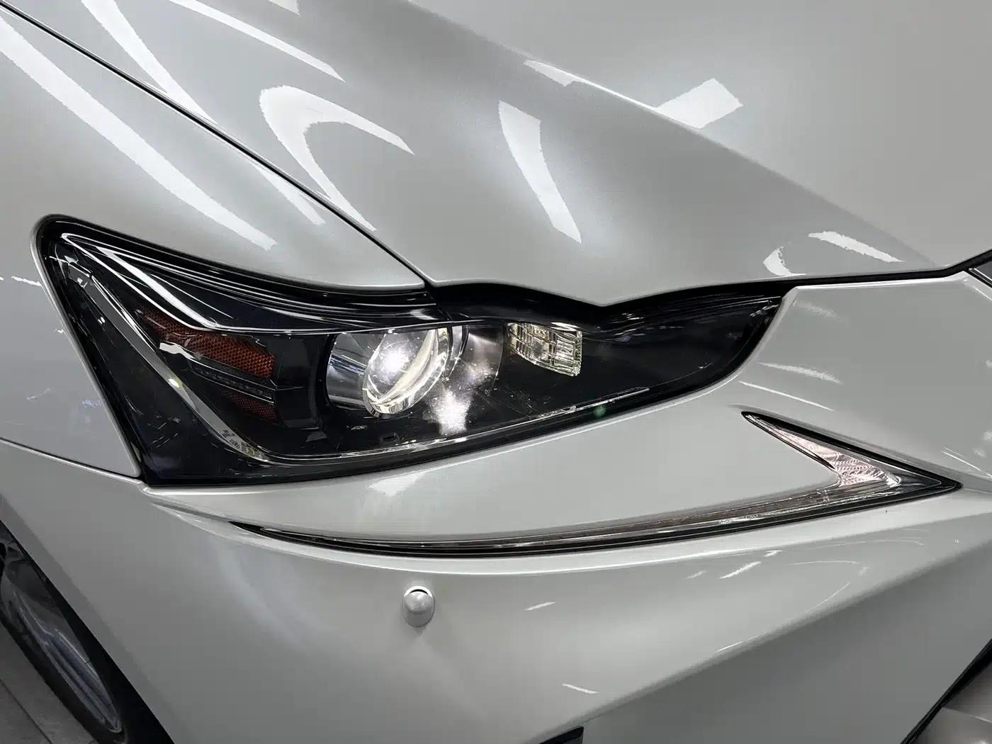 Lexus IS 2017 300 Leading Edition — миниатюра 8