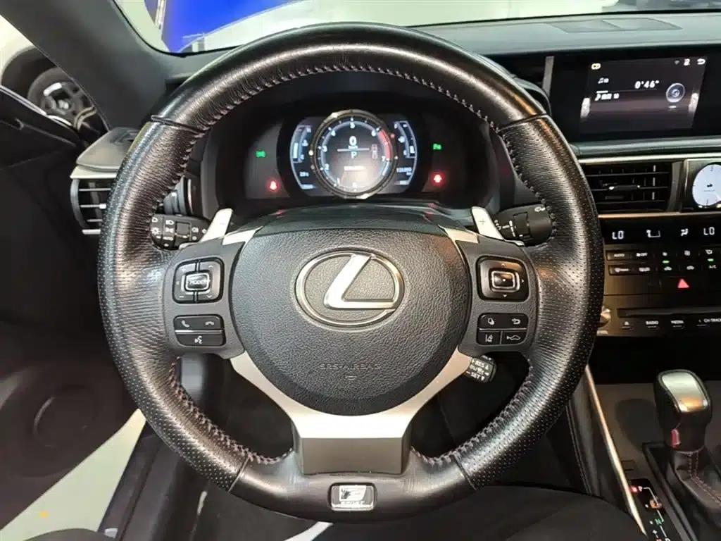 Lexus IS 2017 300 F SPORT Edition — миниатюра 11