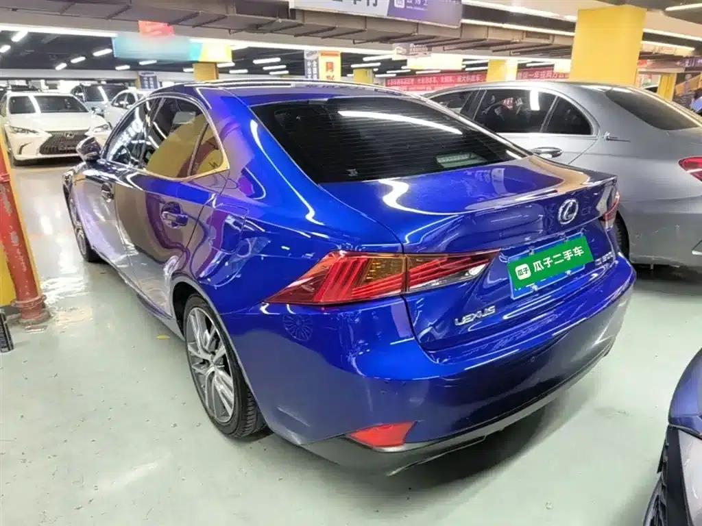 Lexus IS 2017 300 F SPORT Edition — миниатюра 5