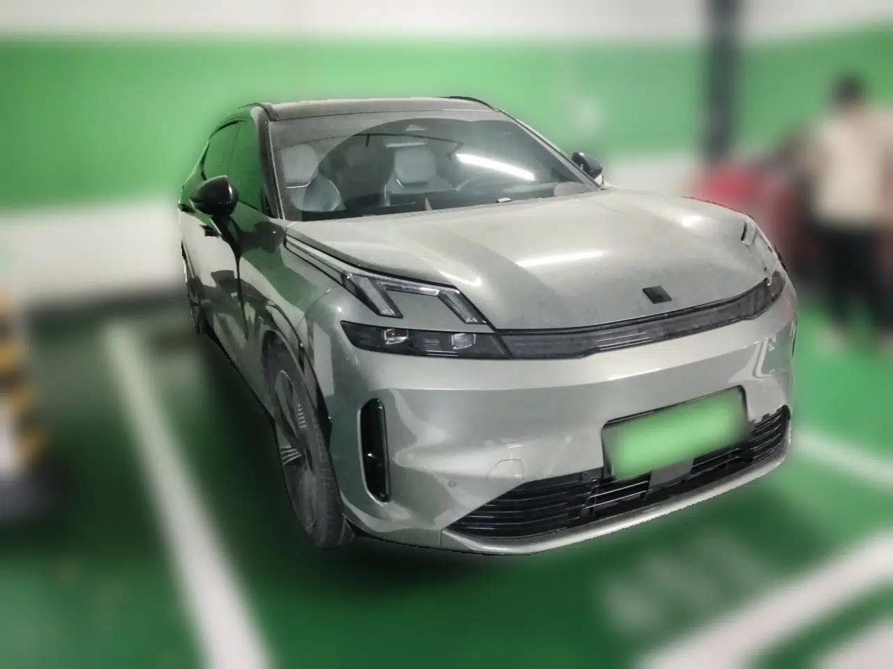 Lynk & Co 08 EM-P 2023 220km All-Wheel-Drive Performance Halo — миниатюра 3
