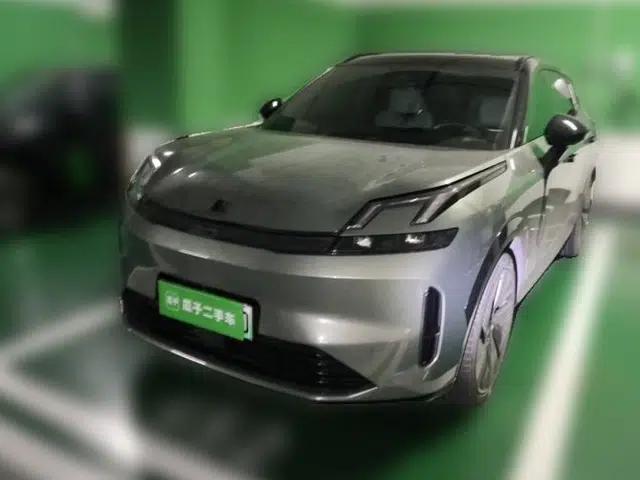 Lynk & Co 08 EM-P 2023 220km All-Wheel-Drive Performance Halo