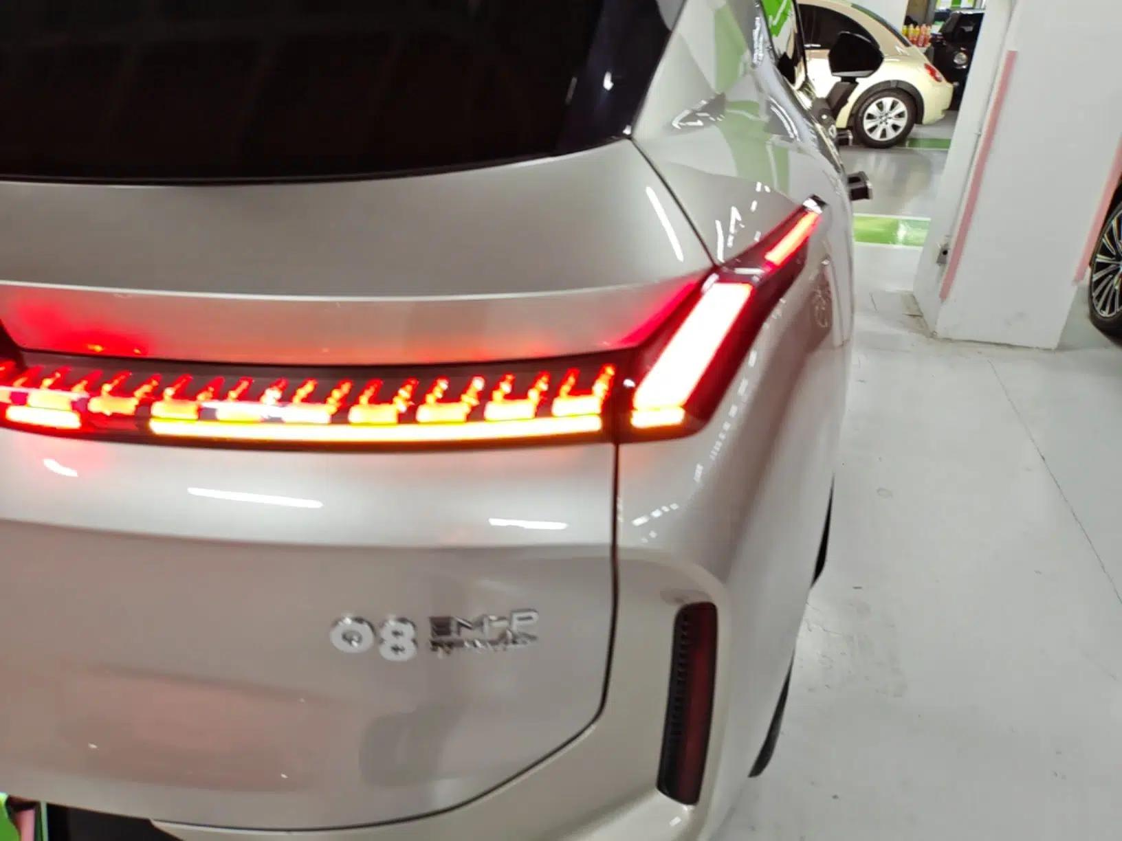 Lynk & Co 08 EM-P 2023 120km Long-Range Halo — миниатюра 7