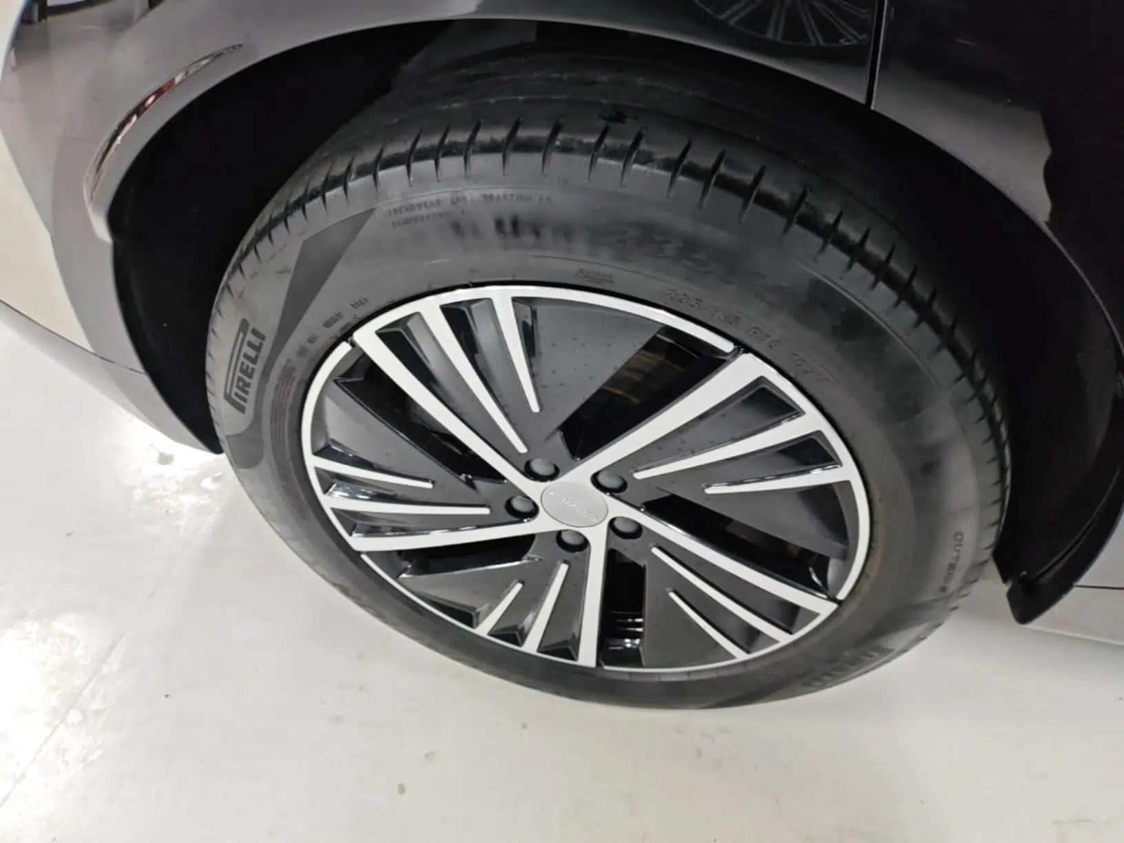 Lynk & Co 08 EM-P 2023 120km Long-Range Halo — миниатюра 10