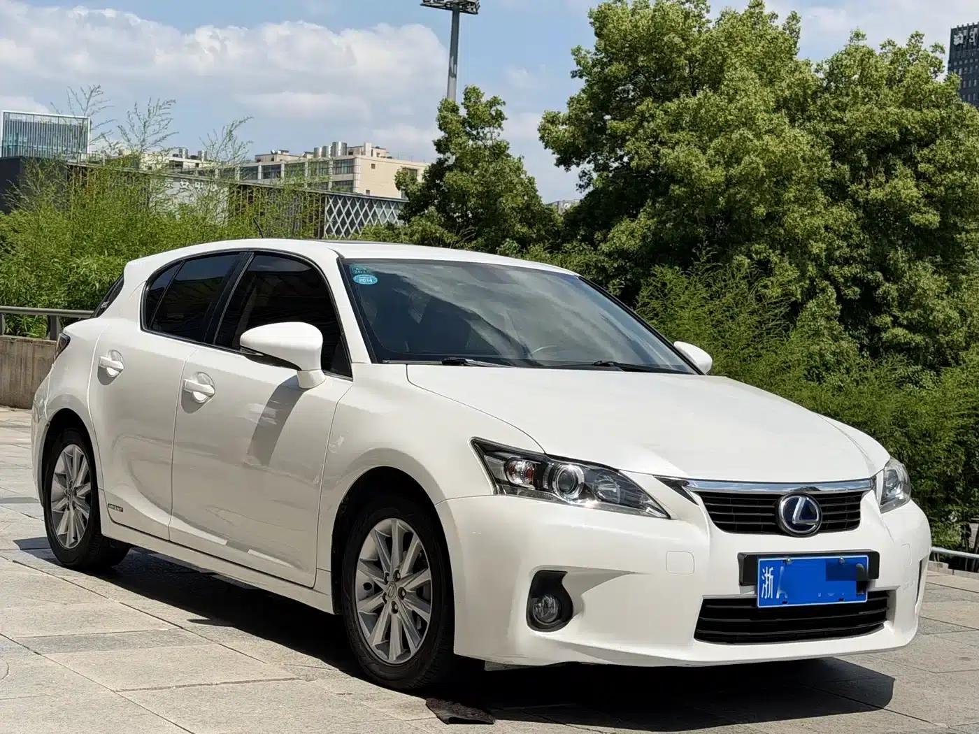 Lexus CT 2012 CT200h Elite Edition — миниатюра 2