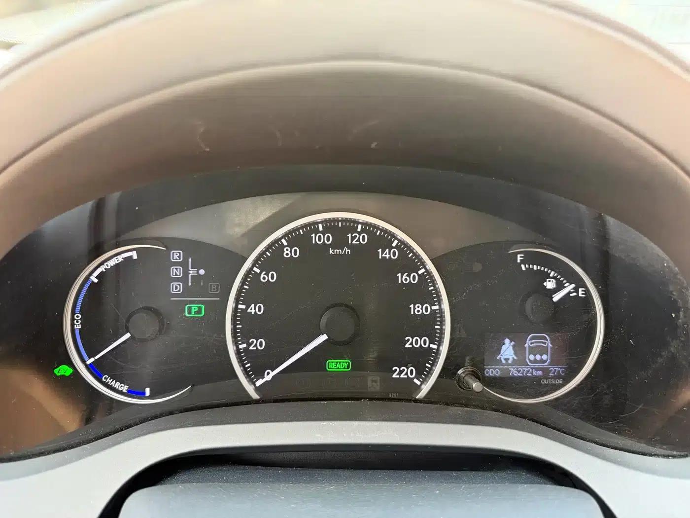 Lexus CT 2012 CT200h Elite Edition — миниатюра 17