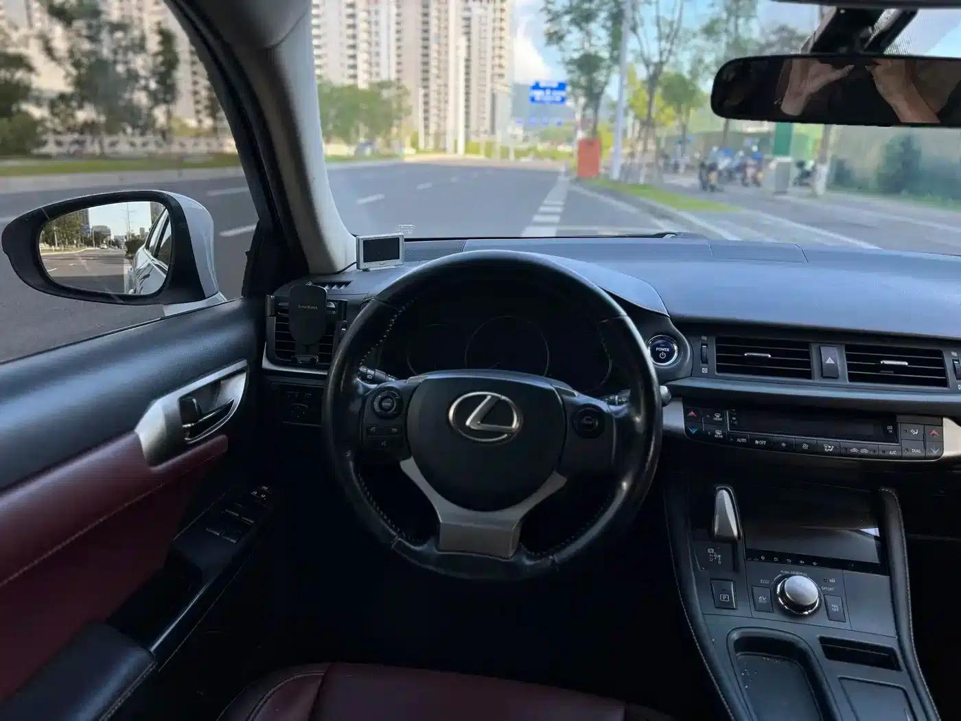 Lexus CT 2017 CT200h Elite Edition, Single Color, China V Emission Standard — миниатюра 8
