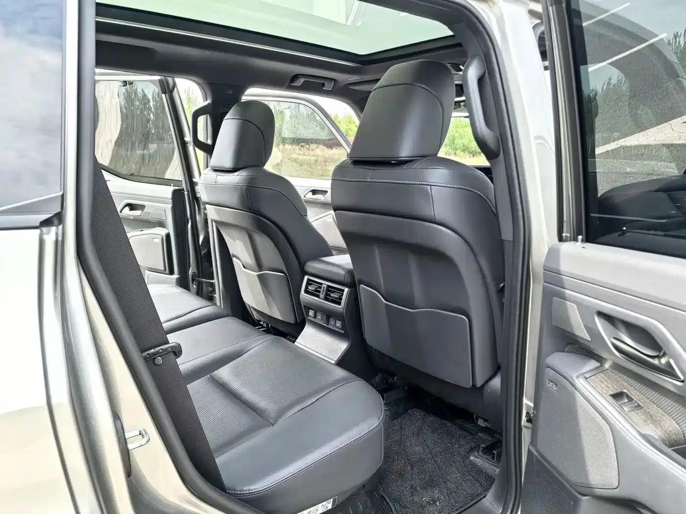 Lexus GX 2024 Lingfeng Edition — миниатюра 17