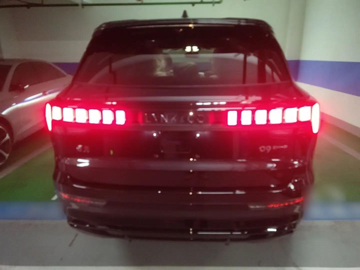 Lynk & Co 09 EM-P 2025 2.0TD EM-P Four-Wheel Drive Max Five Seats — миниатюра 5