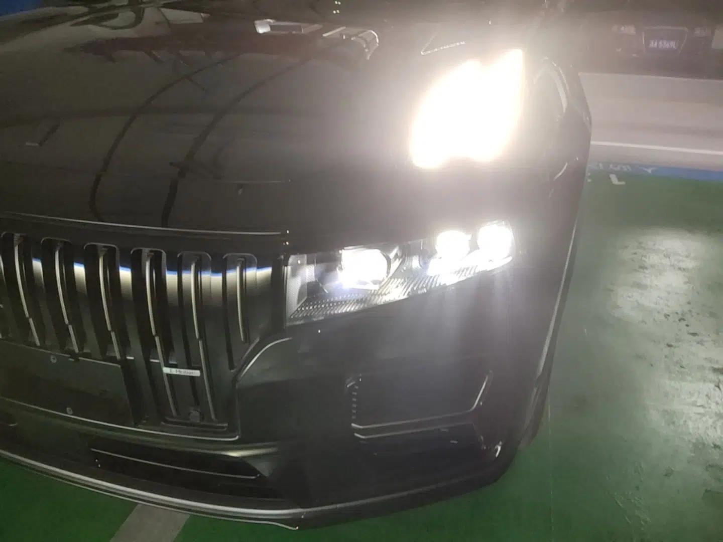 Lynk & Co 09 EM-P 2025 2.0TD EM-P Four-Wheel Drive Max Five Seats — миниатюра 9