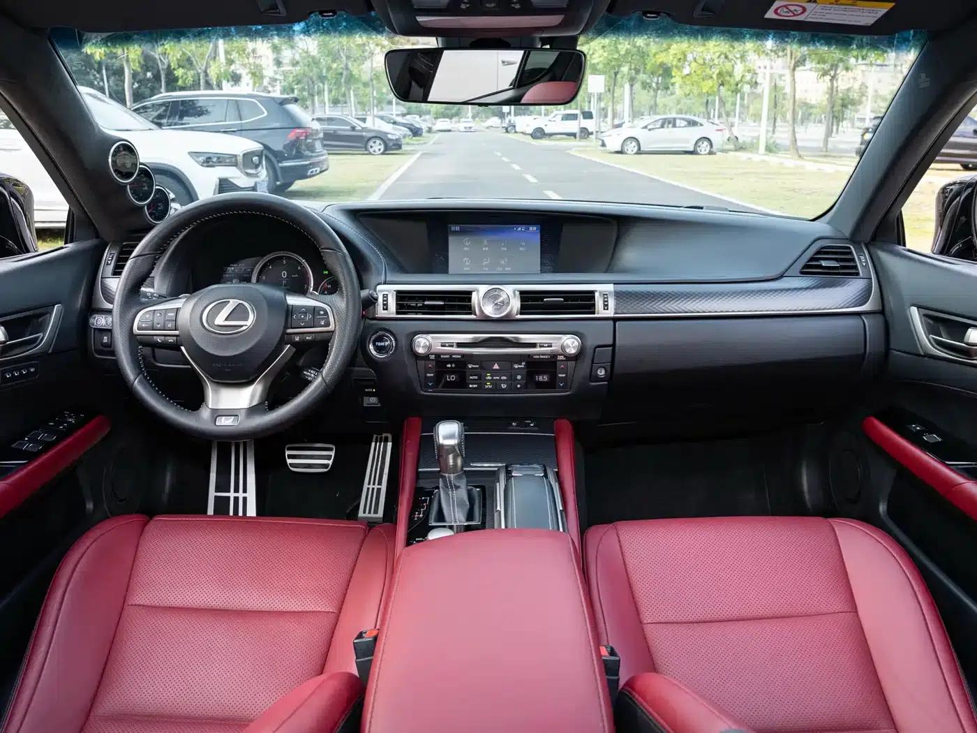 2017 Lexus GS 300 F SPORT — миниатюра 11