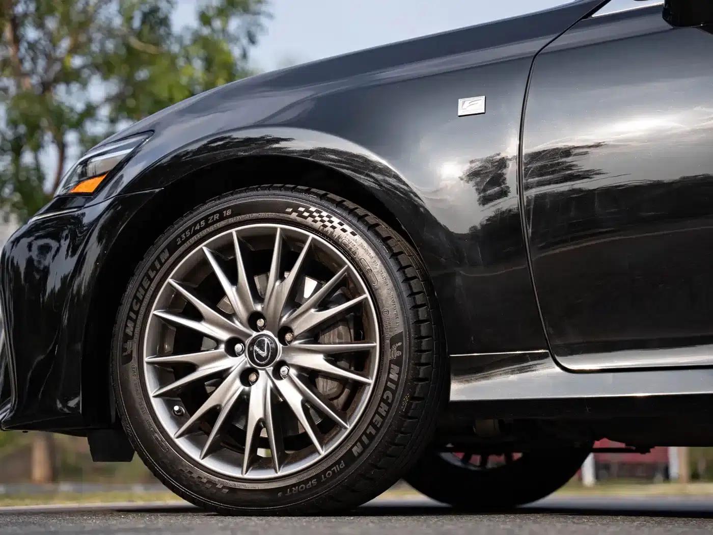 2017 Lexus GS 300 F SPORT — миниатюра 8