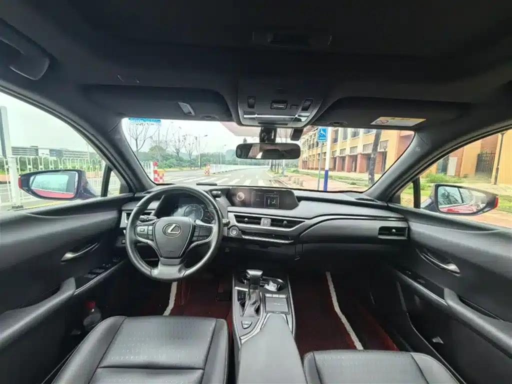 Lexus UX 2020 200 Special Edition — миниатюра 12