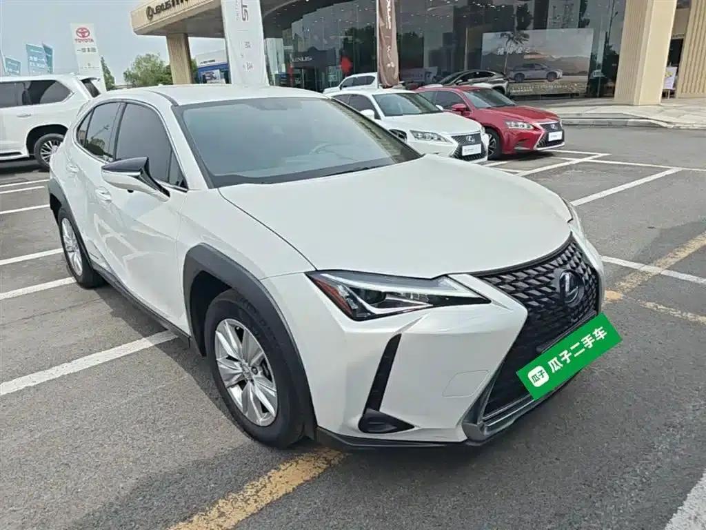 Lexus UX 2020 260h Explorer Edition — миниатюра 4
