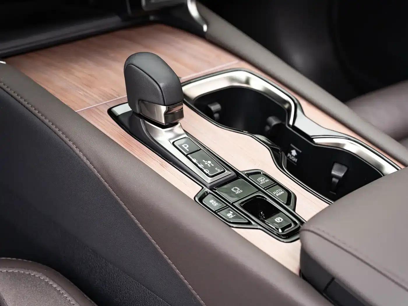 Lexus RX Hybrid 2023 450h+ AWD Enjoy Edition — миниатюра 15