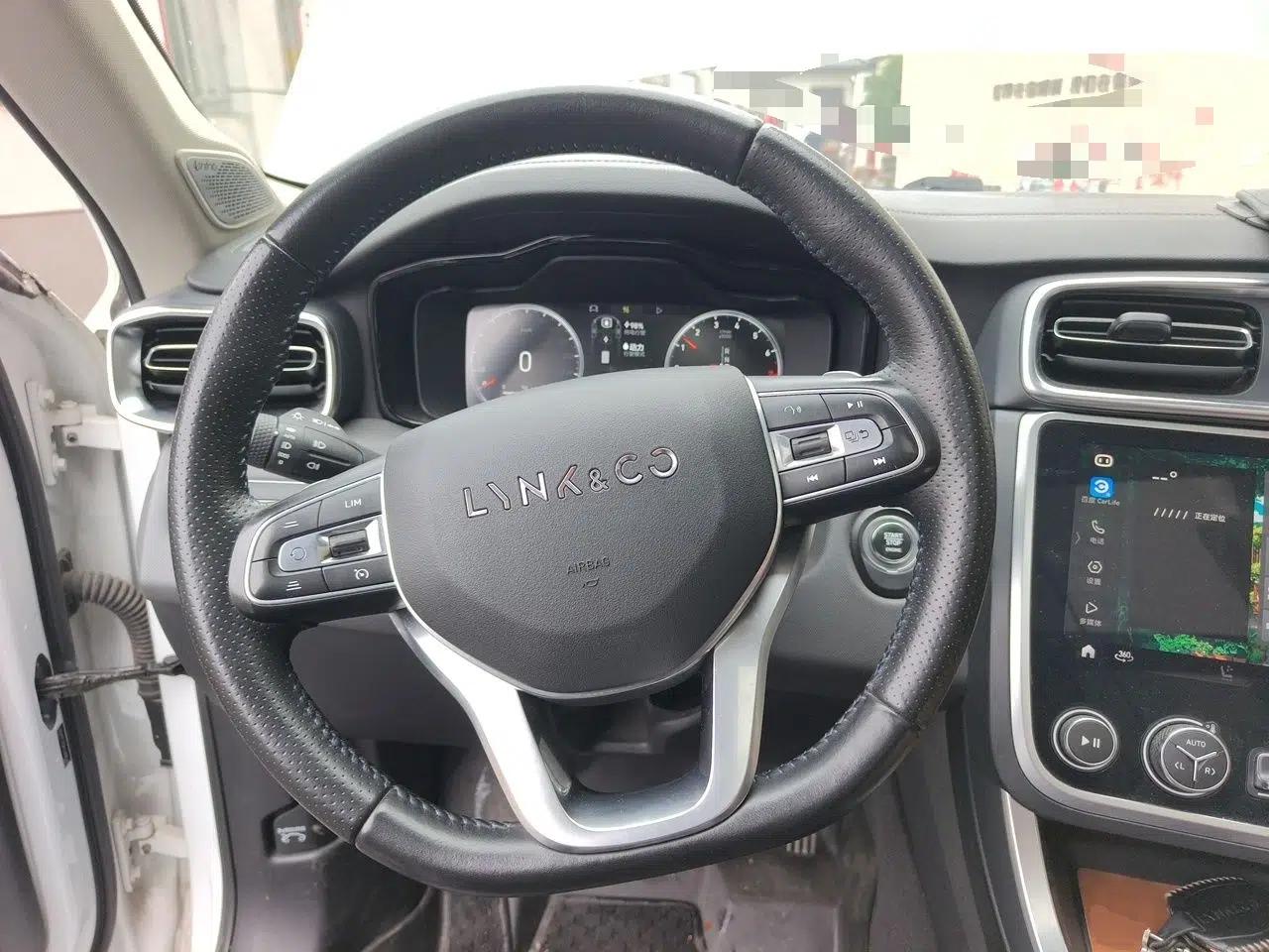 Lynk & Co 01 EM-P 2019 1.5T PHEV Pro — миниатюра 11