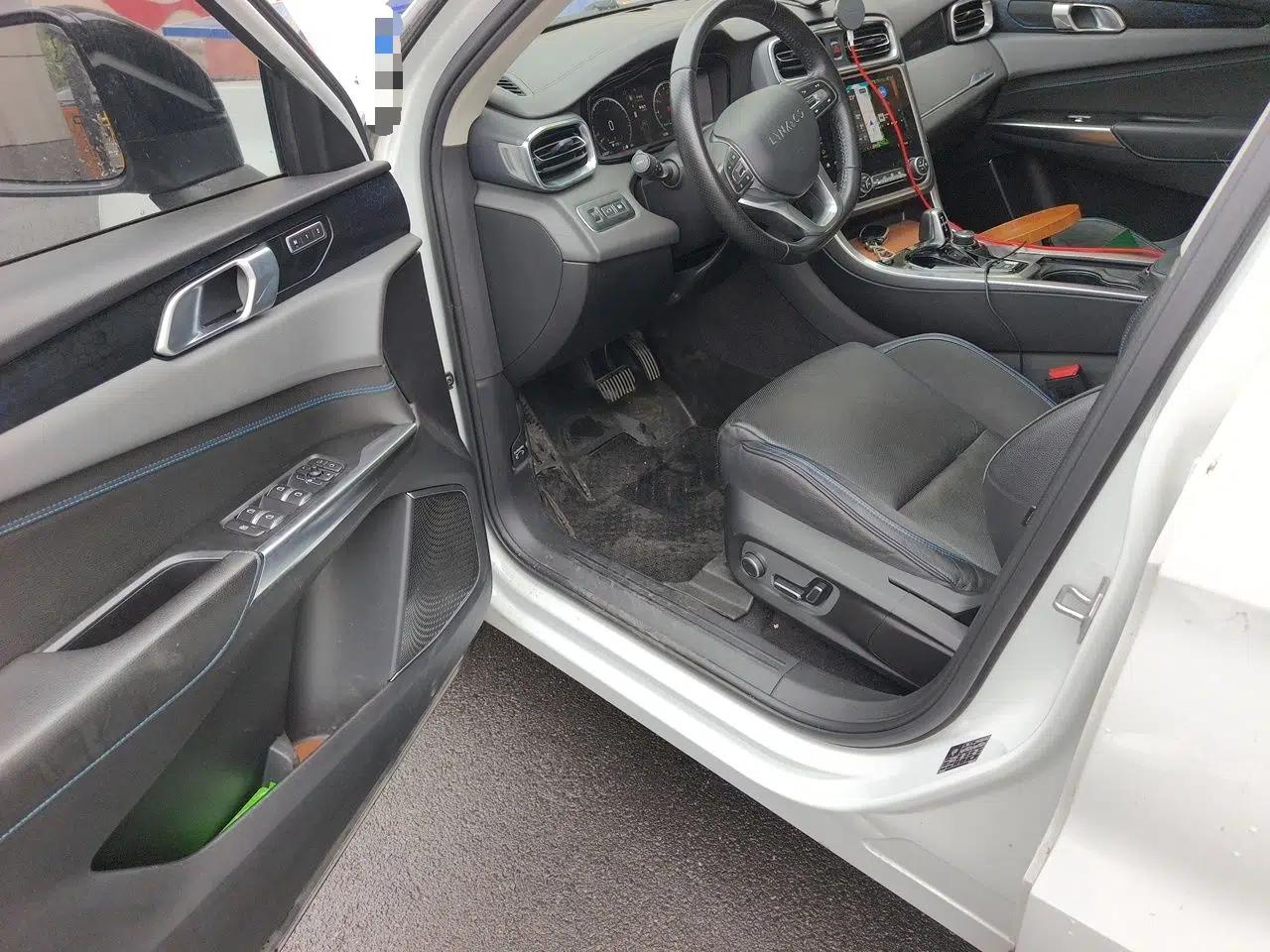 Lynk & Co 01 EM-P 2019 1.5T PHEV Pro — миниатюра 17
