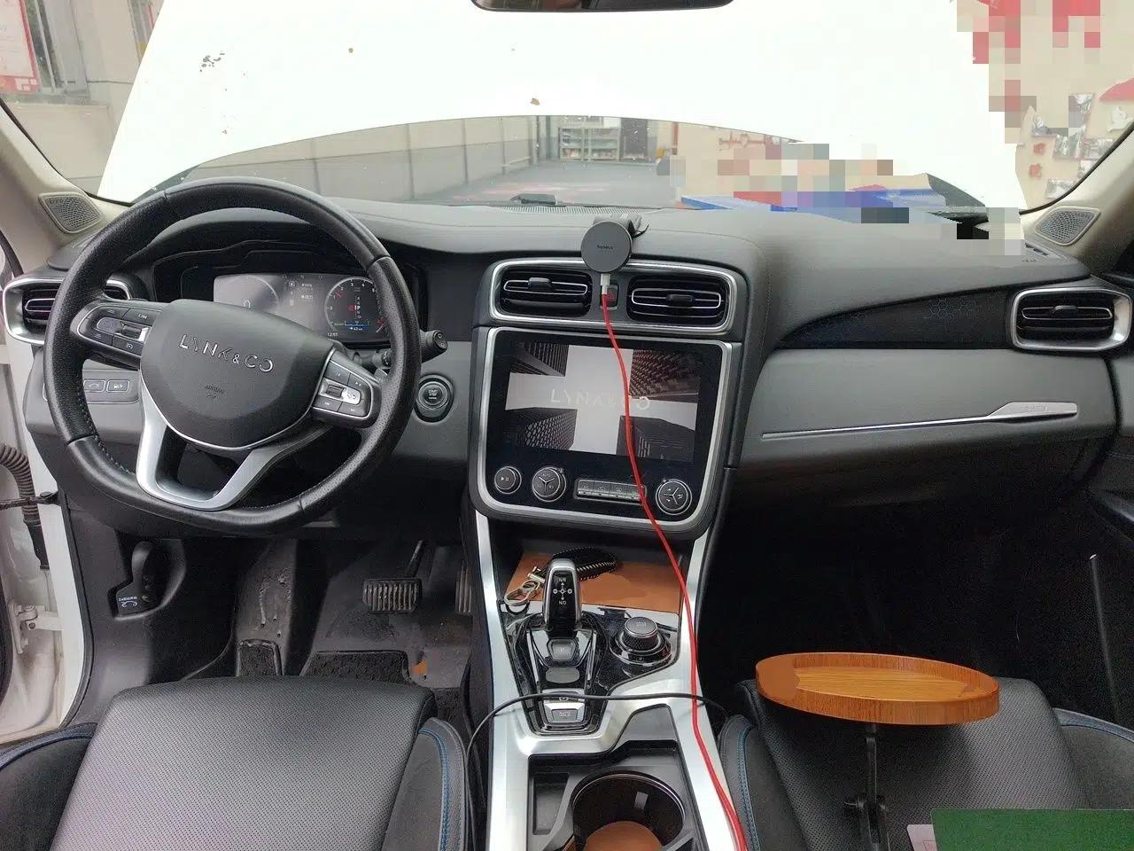 Lynk & Co 01 EM-P 2019 1.5T PHEV Pro — миниатюра 10