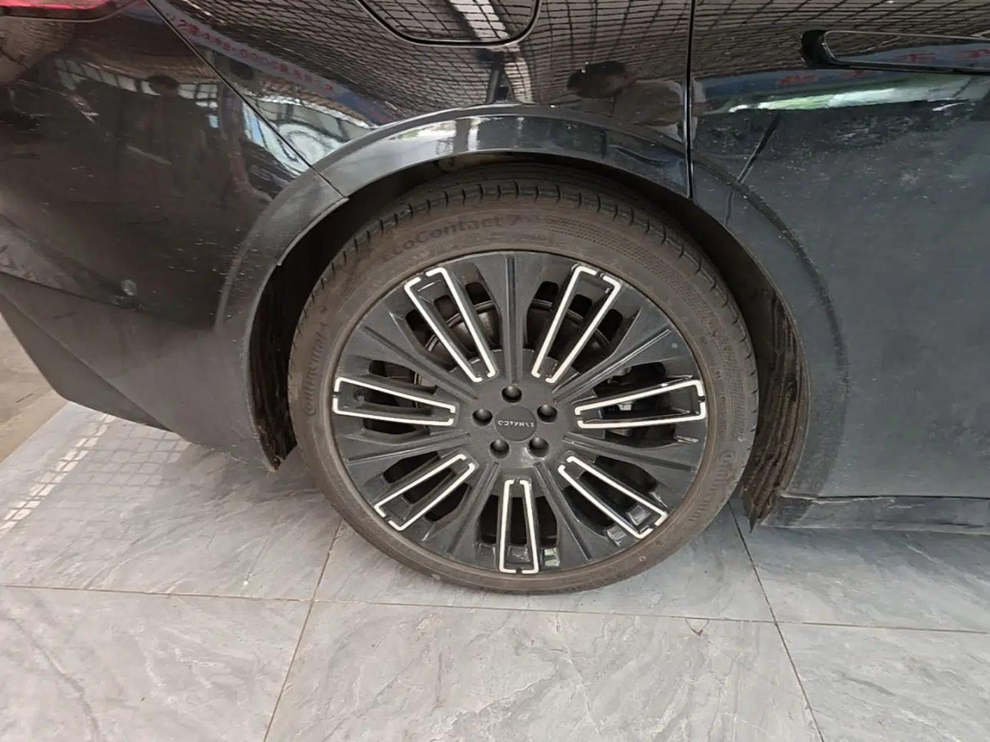 Lynk & Co 10 EM-P 2025 Model 240 Four-Wheel Drive Ultra — миниатюра 10