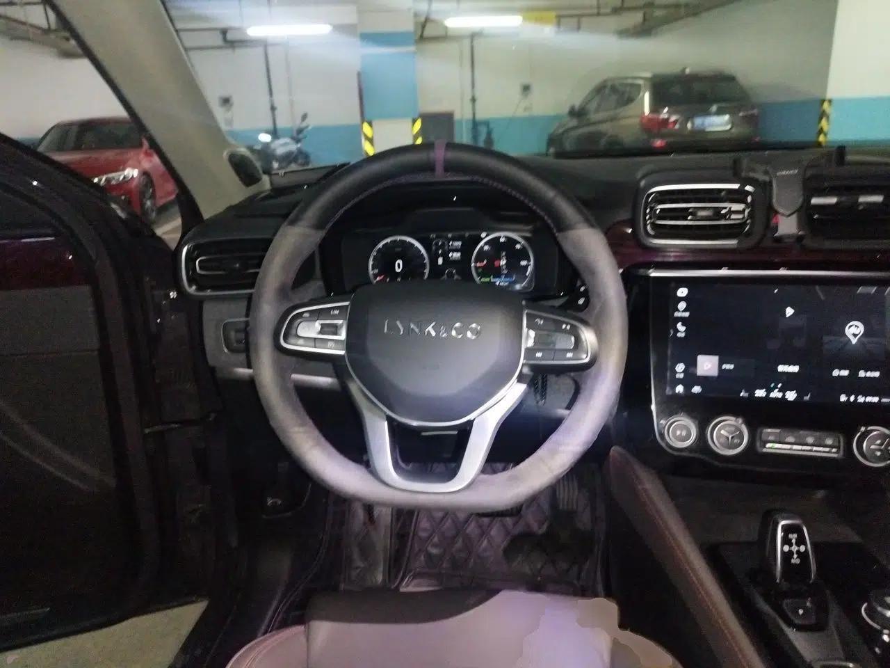 Lynk & Co 02 New Energy 2020 1.5T PHEV Plus — миниатюра 11