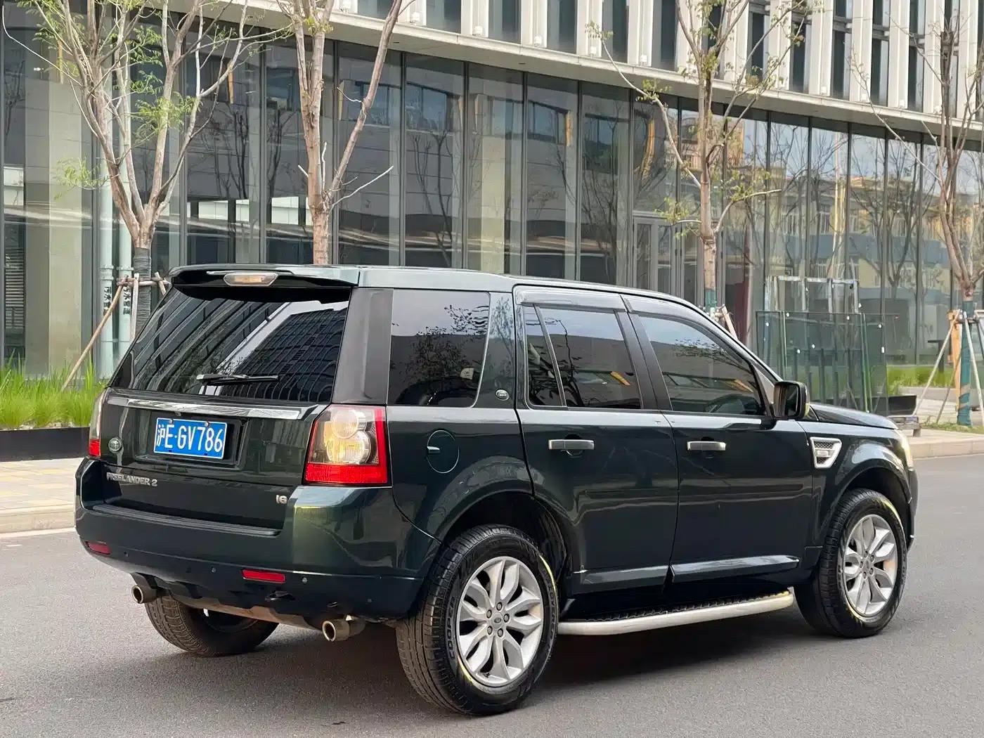 Freelander 2 2011 3.2L i6 HSE Petrol Version — миниатюра 4