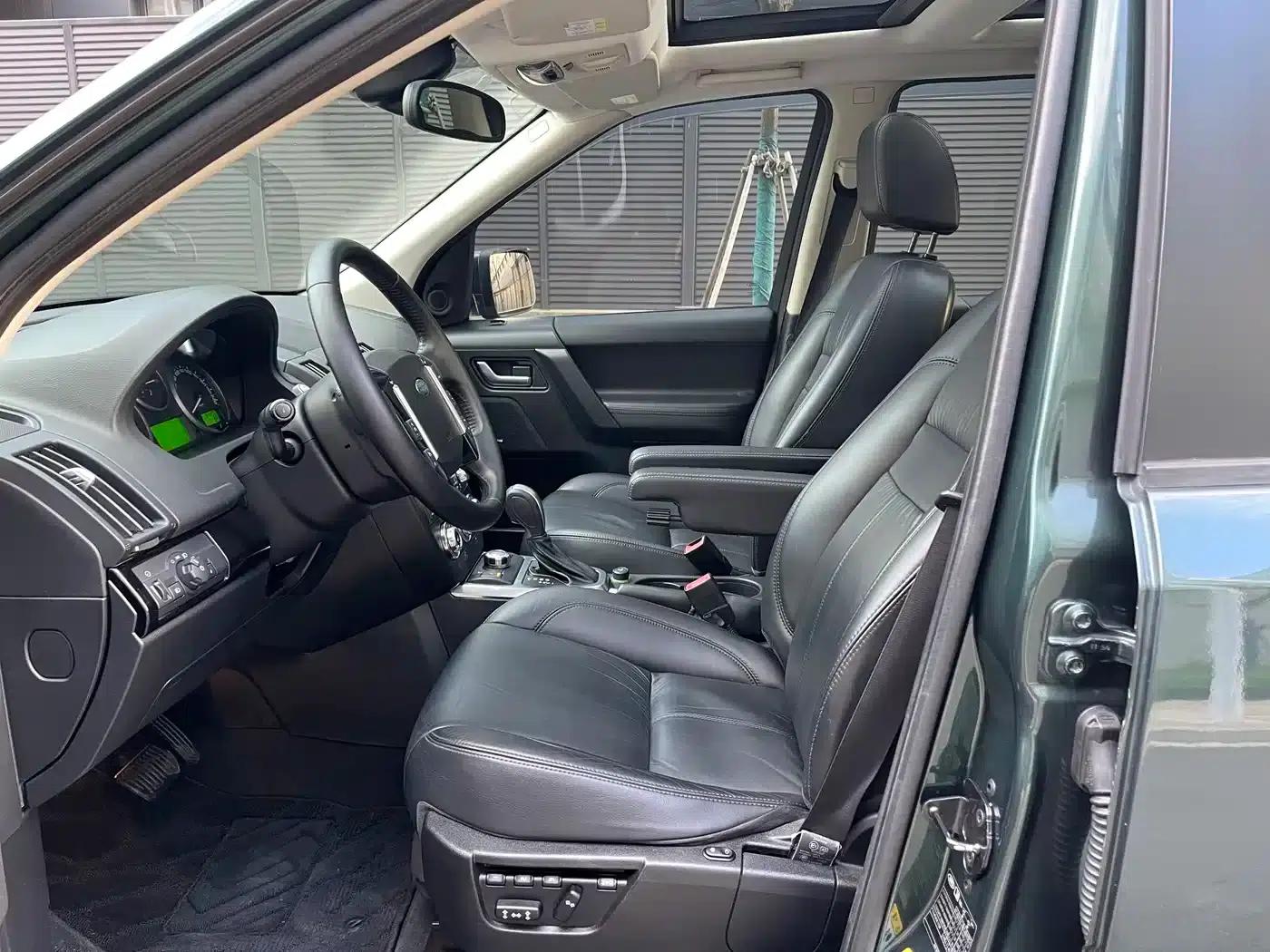Freelander 2 2011 3.2L i6 HSE Petrol Version — миниатюра 6
