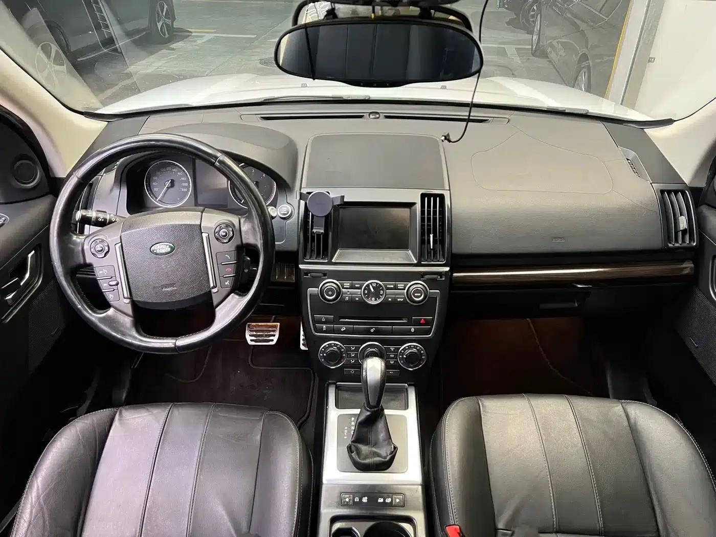 Freelander 2 2013 2.2T SD4 SE Diesel — миниатюра 10