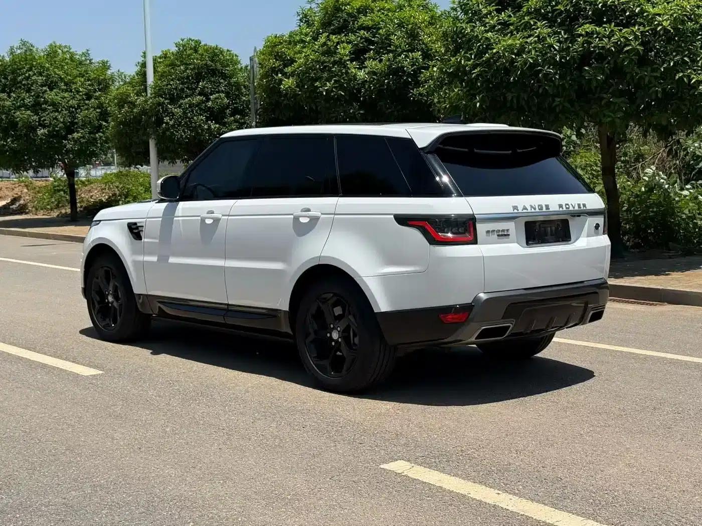 Range Rover Sport Hybrid 2018 P400e — миниатюра 8