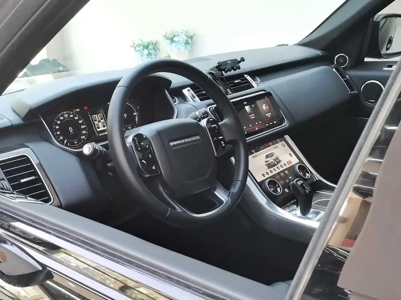 Range Rover Sport Hybrid 2018 P400e — миниатюра 8