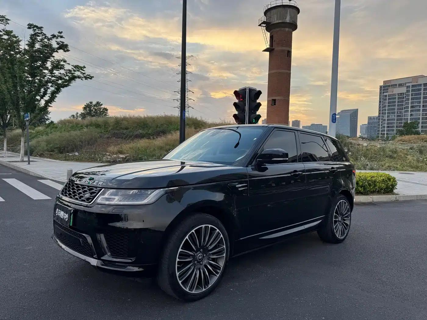 Range Rover Sport HSE 2019 P400e — миниатюра 1