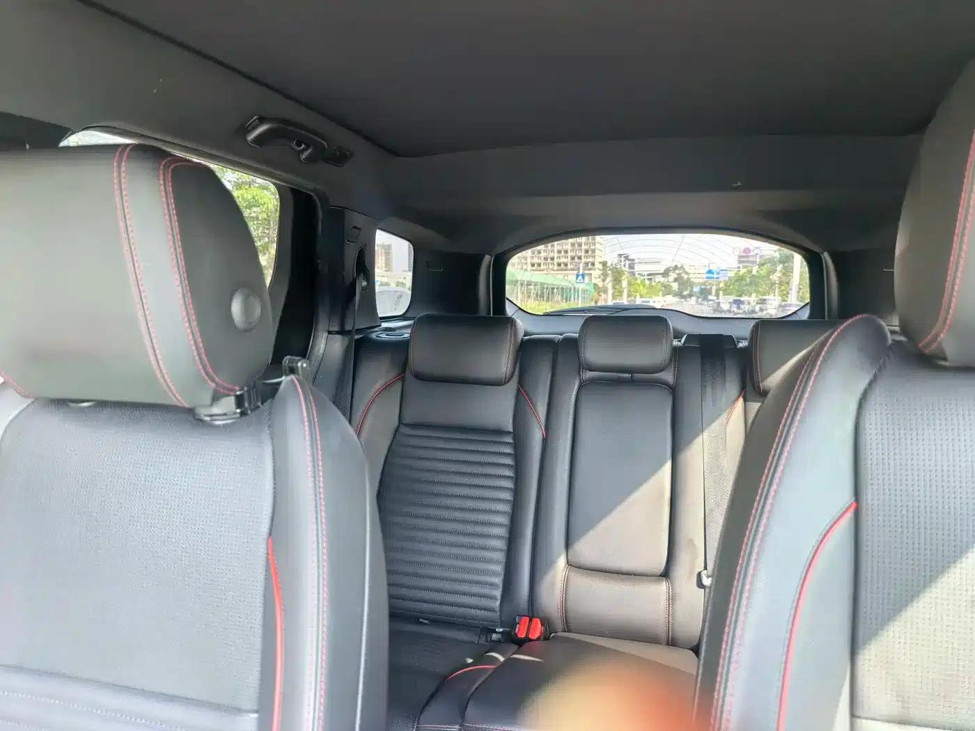 Discover Sporty New Energy 2022 P300e Performance Technology Edition — миниатюра 9