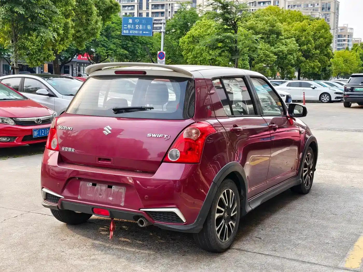 2013 Swift 1.5L Automatic Standard Edition — миниатюра 4
