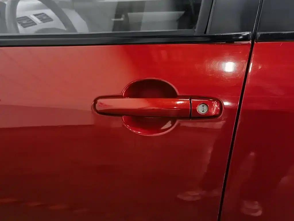 2014 Swift 1.3L Manual Standard Edition — миниатюра 18