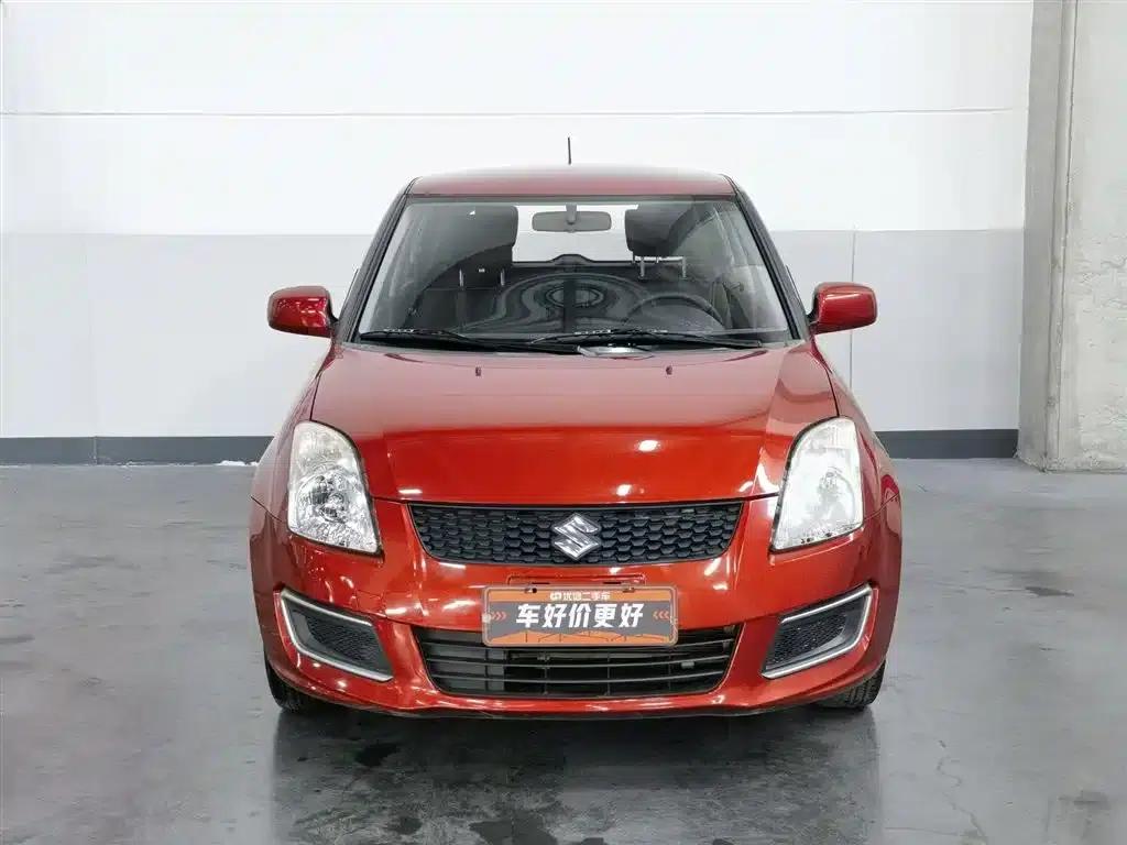 2014 Swift 1.3L Manual Standard Edition — миниатюра 3