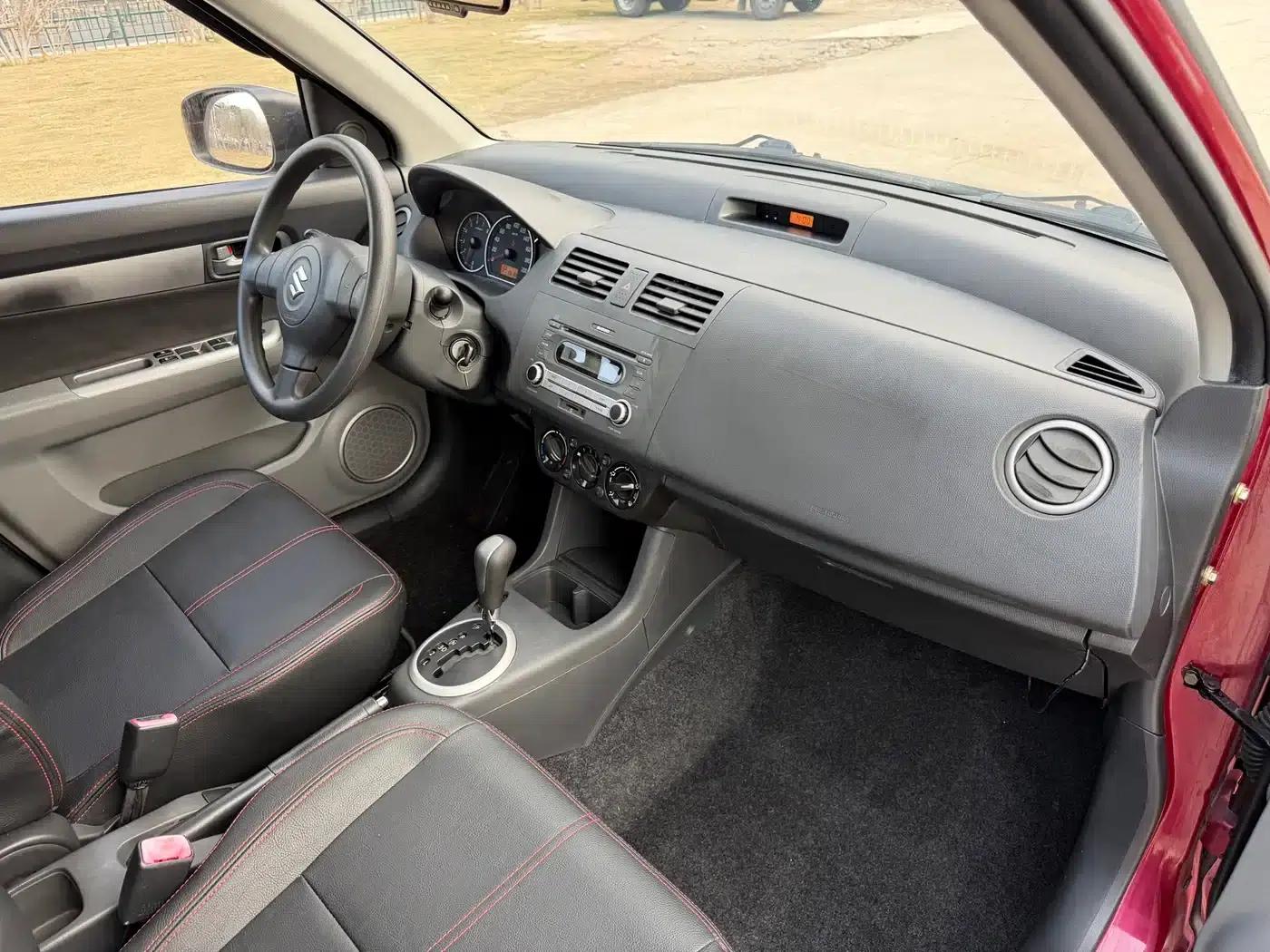 2013 Swift 1.5L Automatic 20th Anniversary Limited Edition — миниатюра 15