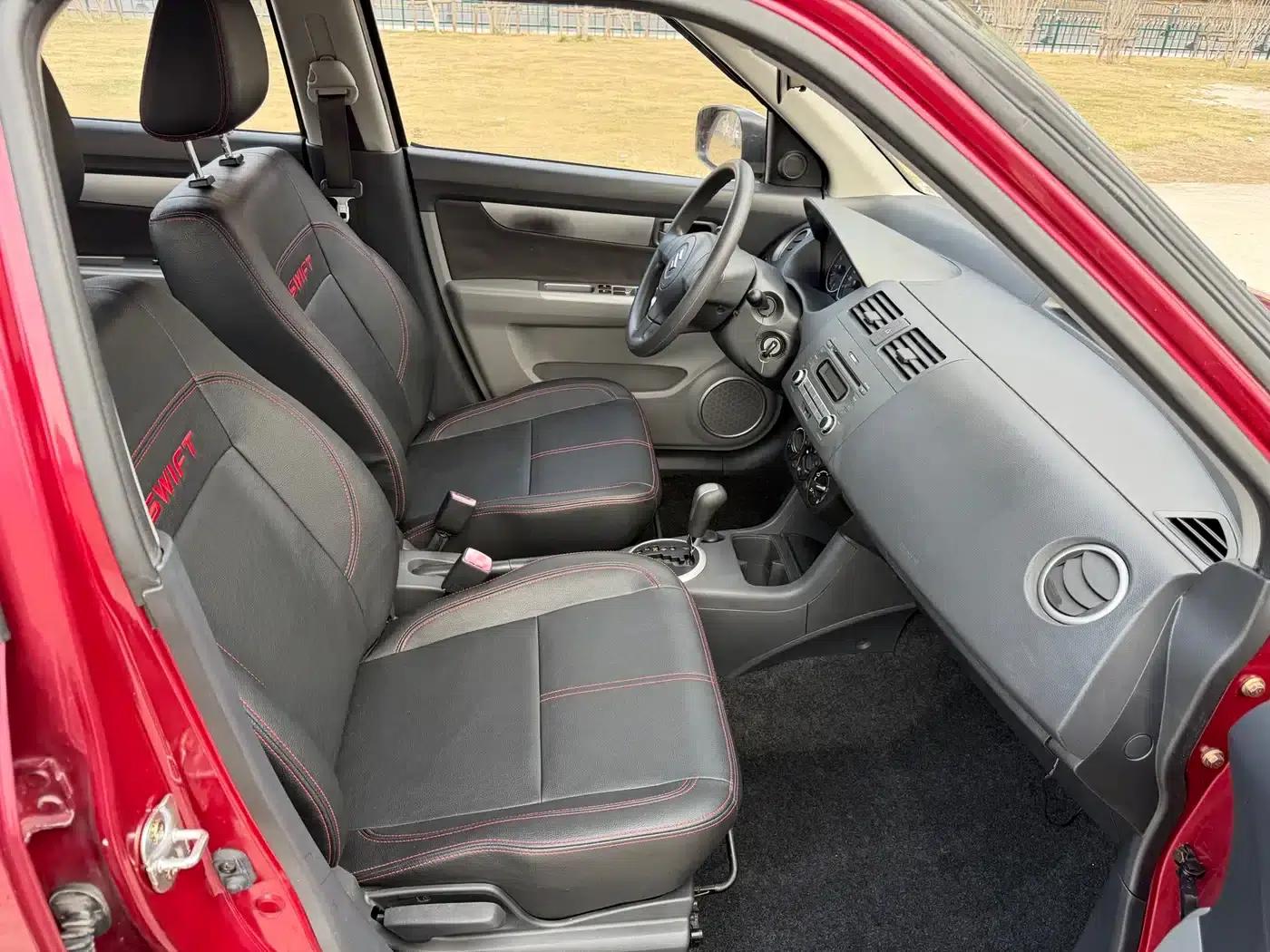 2013 Swift 1.5L Automatic 20th Anniversary Limited Edition — миниатюра 16