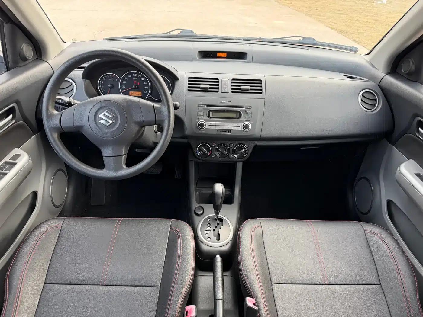 2013 Swift 1.5L Automatic 20th Anniversary Limited Edition — миниатюра 23