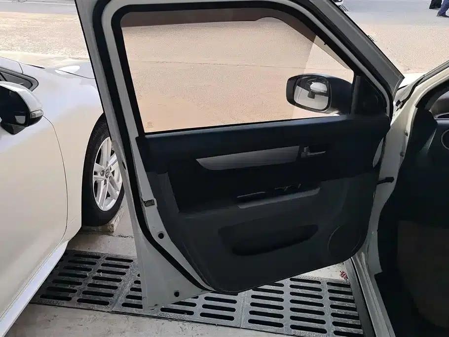 2013 Swift 1.5L Automatic Standard Edition — миниатюра 7