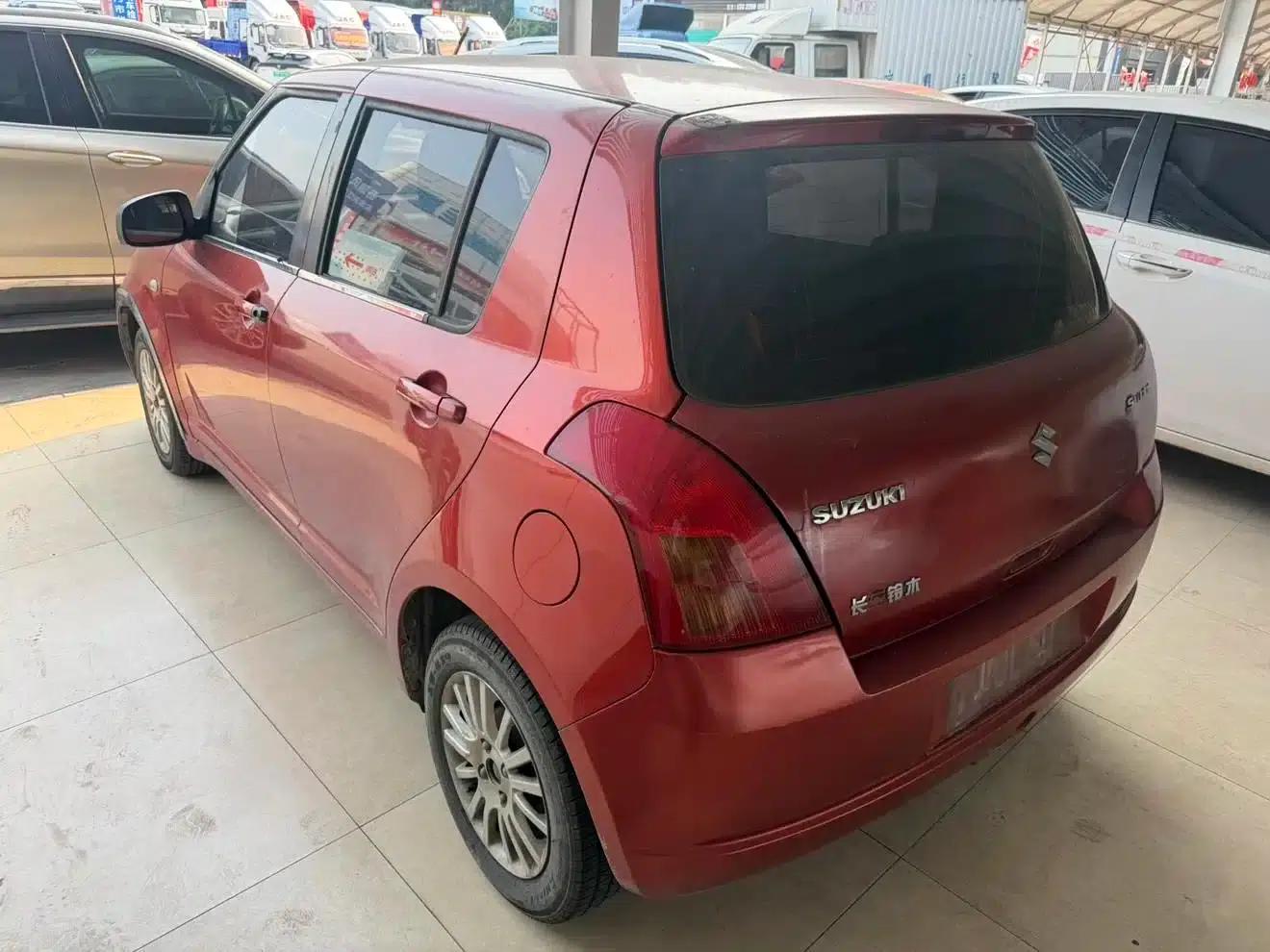 2009 Swift 1.3L Manual Value Edition — миниатюра 8
