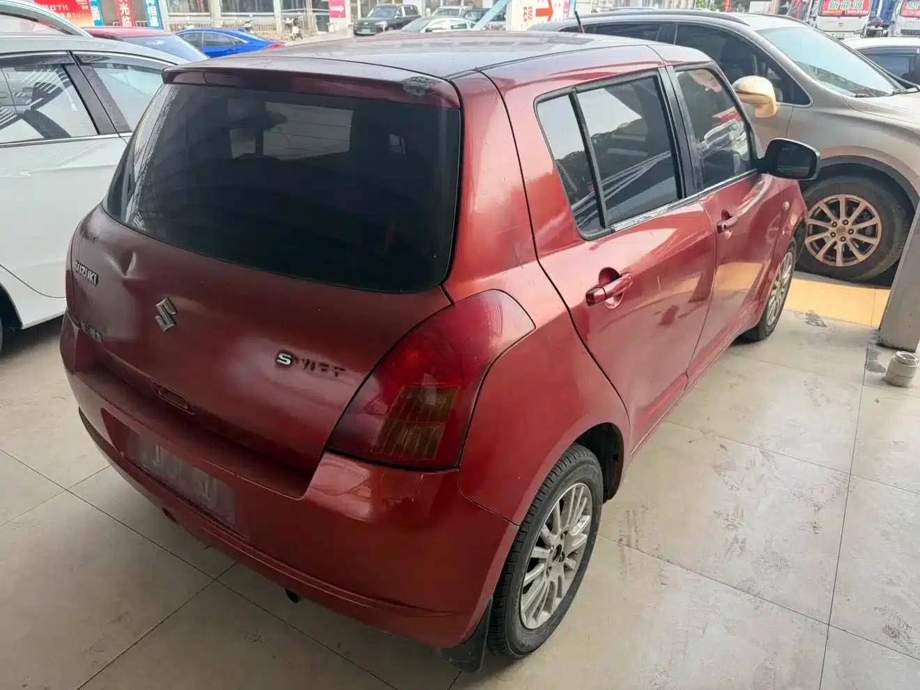 2009 Swift 1.3L Manual Value Edition — миниатюра 9