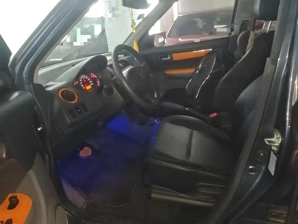 2016 Swift 1.5L Automatic Fashion Cool Play Edition — миниатюра 15