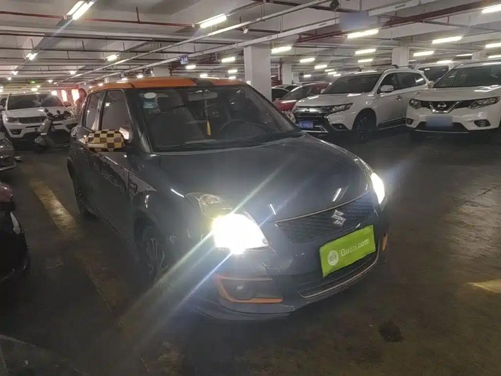 2016 Swift 1.5L Automatic Fashion Cool Play Edition — миниатюра 4