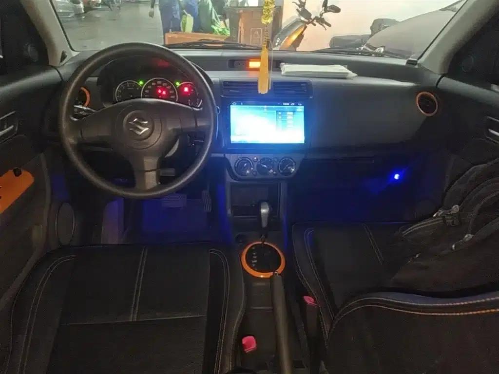 2016 Swift 1.5L Automatic Fashion Cool Play Edition — миниатюра 10