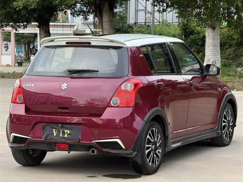 2013 Swift 1.5L Manual 20th Anniversary Limited Edition — миниатюра 9