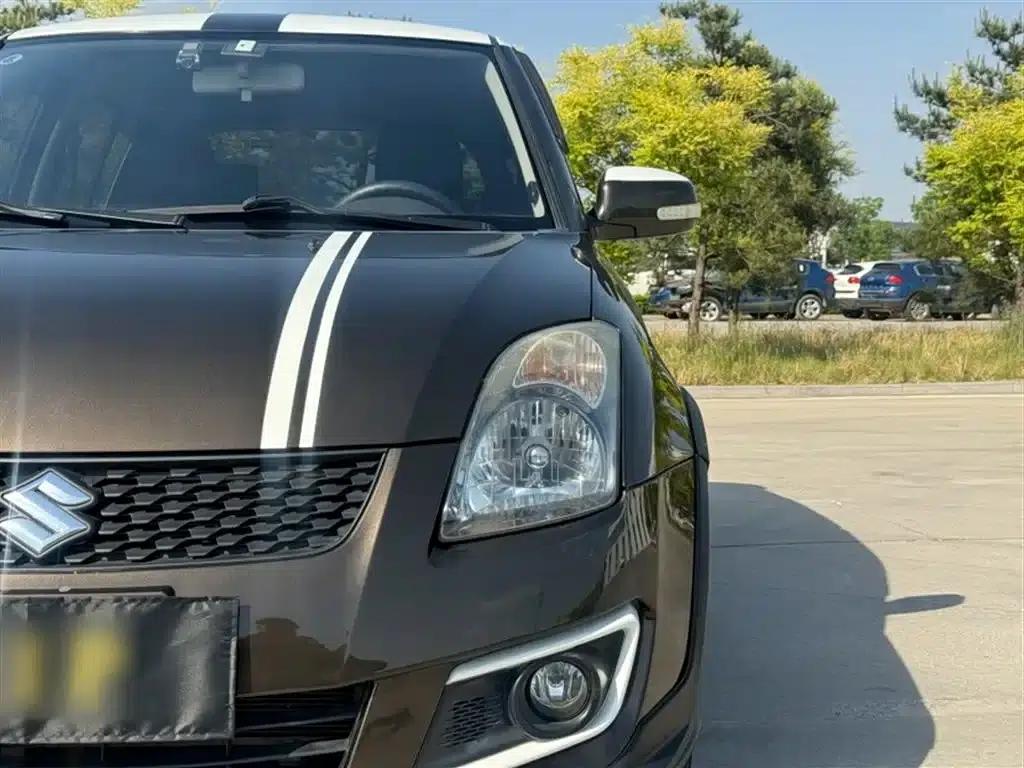 2013 Swift 1.5L Automatic 20th Anniversary Limited Edition — миниатюра 11