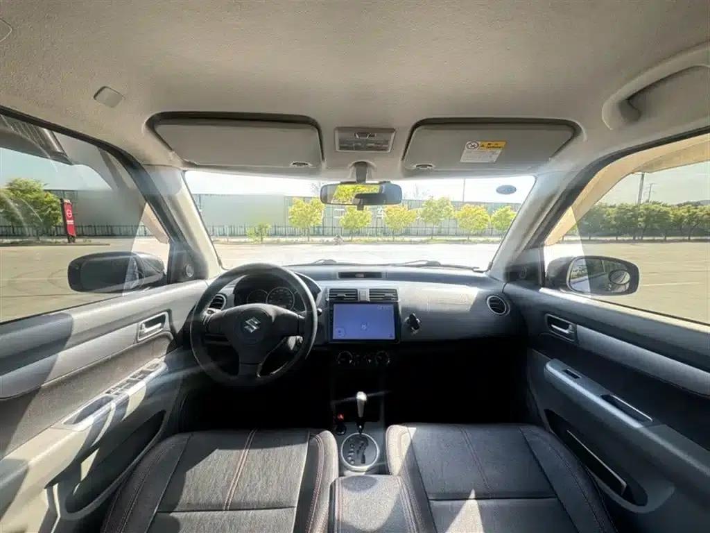 2013 Swift 1.5L Automatic 20th Anniversary Limited Edition — миниатюра 13