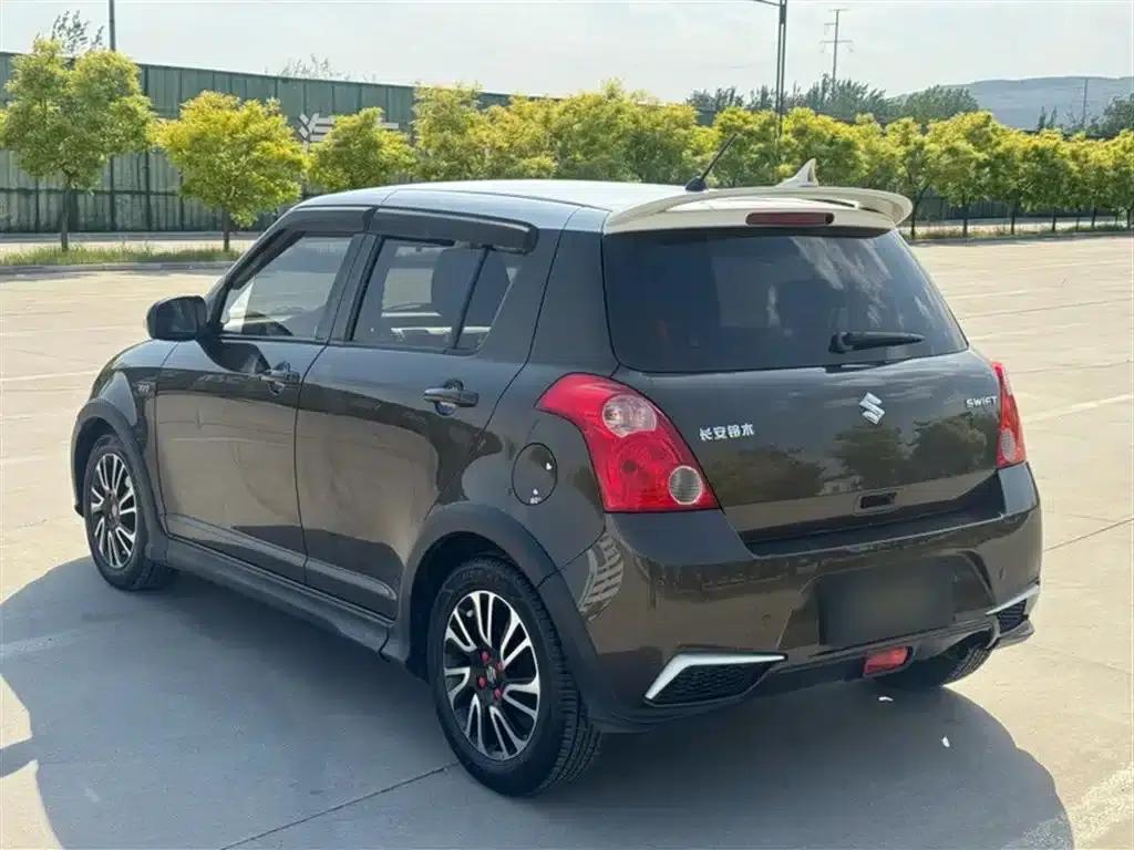 2013 Swift 1.5L Automatic 20th Anniversary Limited Edition — миниатюра 8