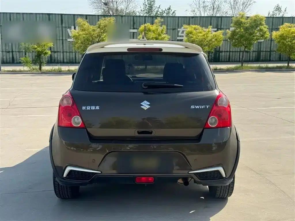 2013 Swift 1.5L Automatic 20th Anniversary Limited Edition — миниатюра 9