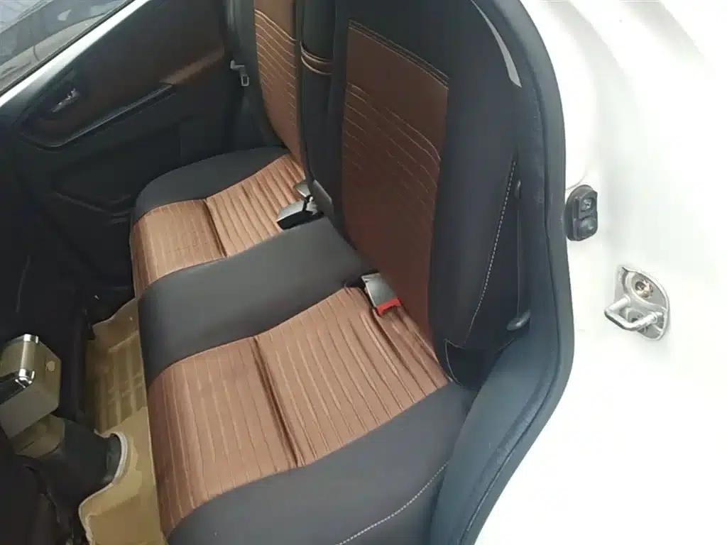 SX4 2013 1.6L Automatic Cool Edition — миниатюра 17