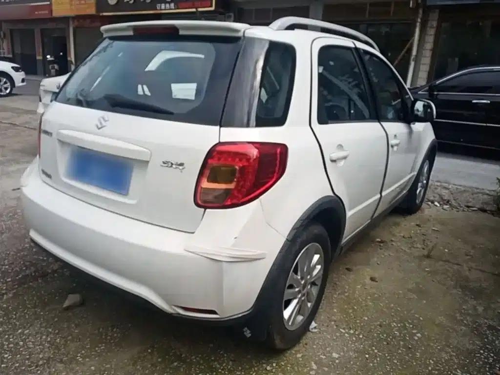 SX4 2013 1.6L Automatic Cool Edition — миниатюра 7